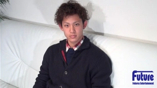 C1002209 ＜スタッフ一押し！超S級イケメン男子をGET！！初の男責めに嫌がりながらも大量発射！＞